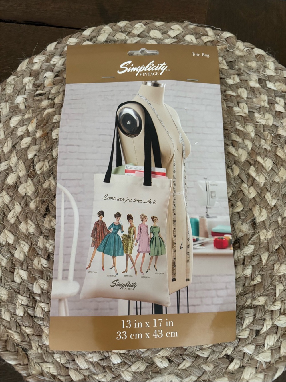 Simplicity Cream Tote with Black Handles and Vintage Fashion Print - Picture 1 of 2